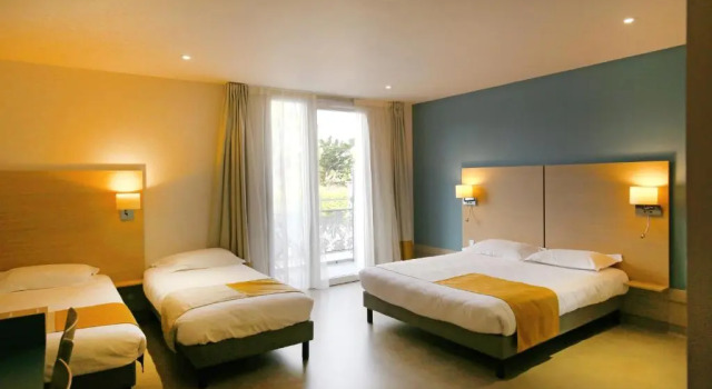 Четырёхместный номер Standard Vent dEden Park Hôtel