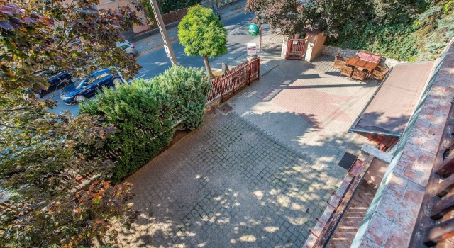 Трёхместный номер Standard с балконом Korona Panzió Budapest
