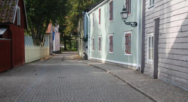 Vadstena Folkhögskola Vandrarhem, Забронировать Отель Вадстена Vättern