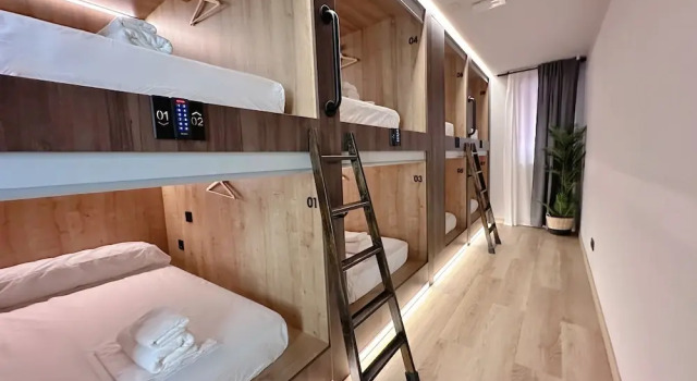 The POD Suite Hostel Blasco, Book Hostel Hostels in Valencia Coast, Hostel