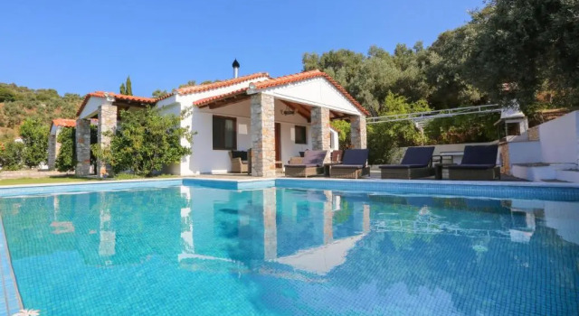Вилла с 3 комнатами Skiathos Island Villas