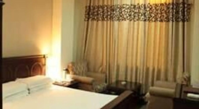 Hotel Rajmahal