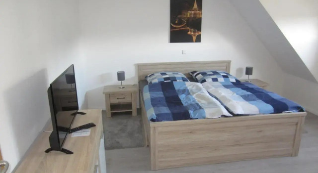 Ferienhaus Middenin, Забронировать Отель Отели Эмден с парковкой, рядом с Восточно-фризский музей земель в Эмдене, Парковка