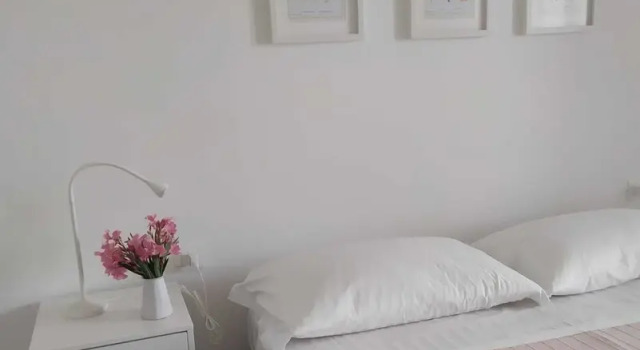 Номер Superior Yellow Flowers