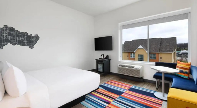 Номер Standard Aloft by Marriott Cincinnati West Chester