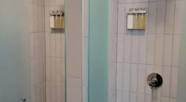 Номер Standard Chicago Parthenon Hostel