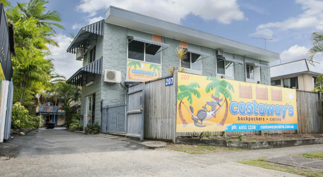 Castaways Backpackers Cairns