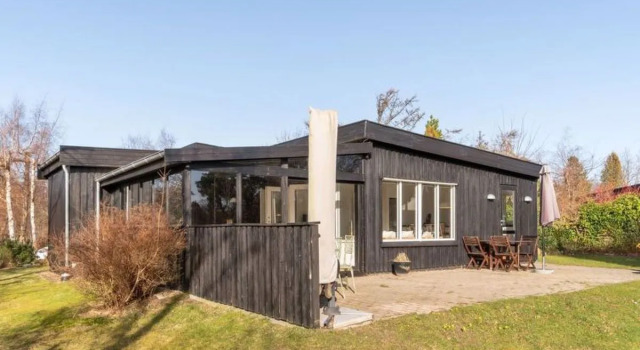 "Wraghi" - 500m from the sea in Sealand