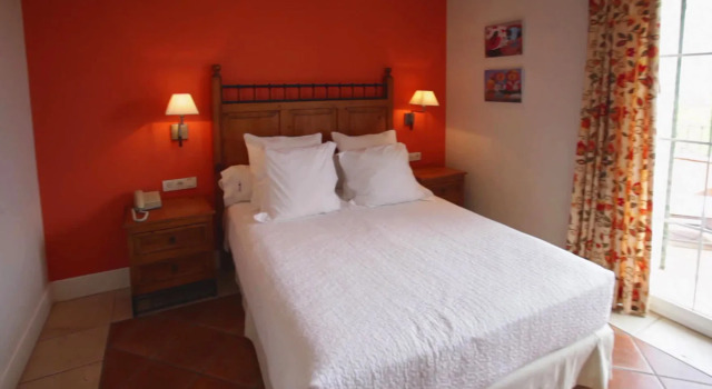 Hotel Les Rotes
