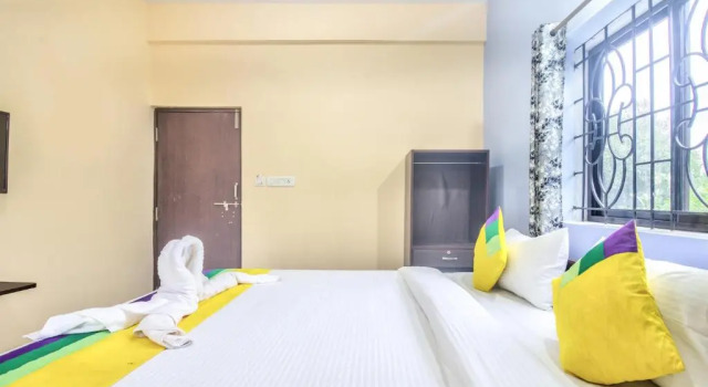 Crystal Bay Baga, Rezerwuj Hotel Tanie hotele w Baga