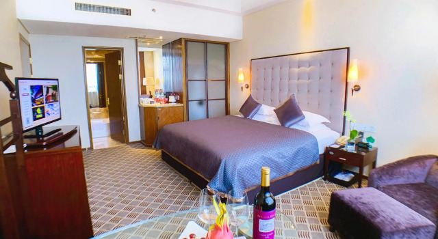 Люкс Deluxe Hangzhou Kaihao Hotel