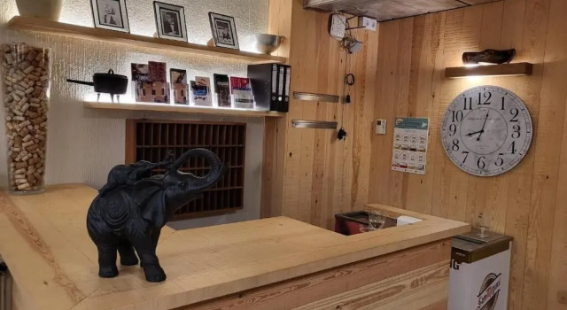 Hostal Torras, Забронировать Отель Сант-Илари-Сакальм Провинция Жирона