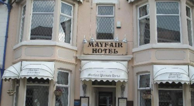 Mayfair Hotel, Забронировать Отель Отели Блэкпул 3 звезды, рядом с Конференц-центр Winter Gardens, 3*