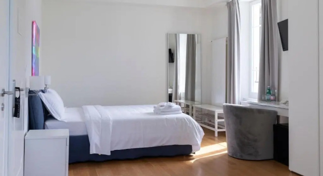 Полулюкс с балконом и с видом на озеро Lac Hotel