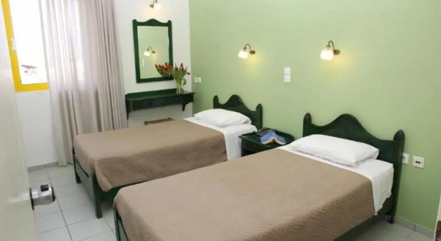 Апартаменты с 2 комнатами с балконом и с видом на бассейн Apollon Hotel Apartments
