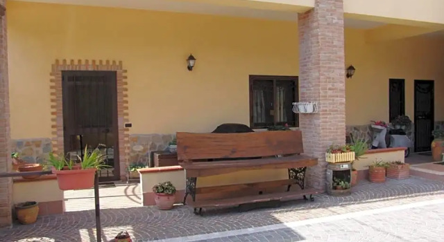 Pompei House