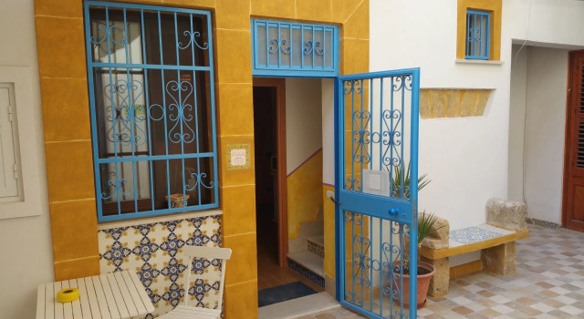 Cortile Sant'Agostino, Book Bed and Breakfast Hotels in Sicily with Parking, Parking
