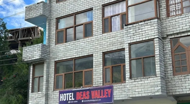 Hotel Beas Valley, Забронировать Отель Отели Манали с парковкой, Парковка