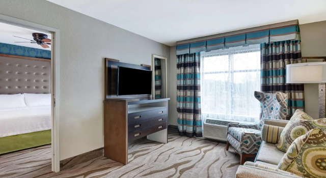 Двухместный люкс c 1 комнатой Homewood Suites by Hilton Savannah-North/Airport