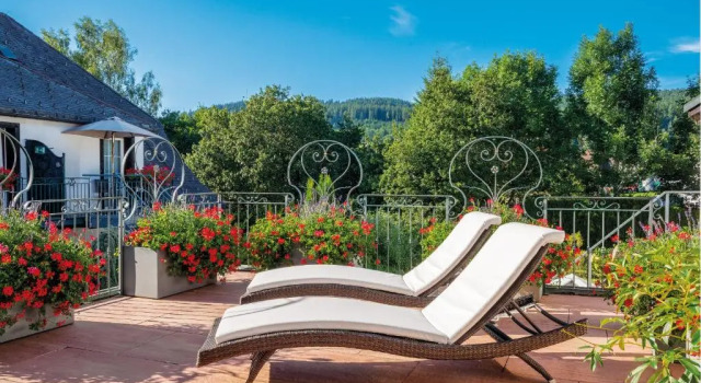 Полулюкс Classic ADLER HÄUSERN Gourmet & Spa Hotel
