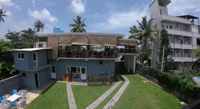 Кровать в общем номере Casa Samaya, Boutique Beachfront Hotel in Weligama