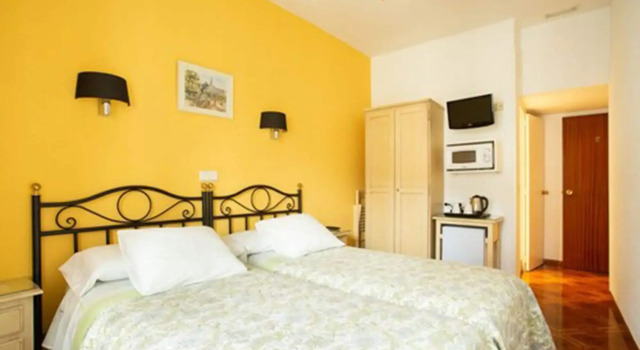 Hostal Los Alpes