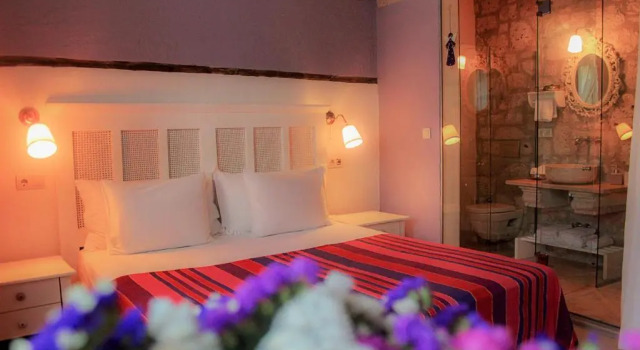 Номер Deluxe 128A Hotel