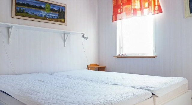 6 Person Holiday Home in Hamburgsund, Book Vacation Home  