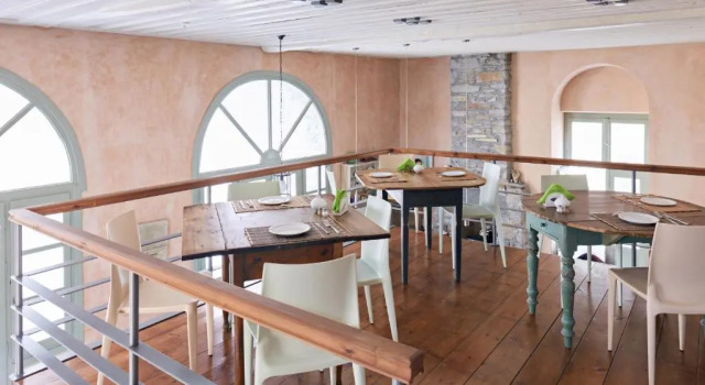 Полулюкс Guesthouse Lila