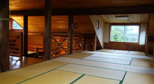 Номер Standard Log Pension Izumigamori