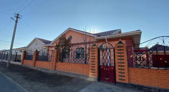 Smokey Guesthouse, Забронировать Отель Атырау Атырауская область