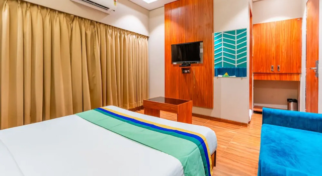 Treebo Express Inn, Забронировать Отель Отели штата Махараштры 3 звезды, 3*