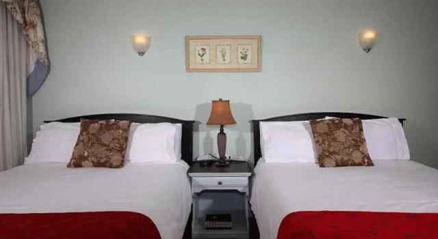 Четырёхместный номер Standard The Eden Hall Inn