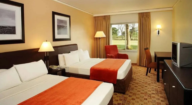 Garden Court Ulundi, Забронировать Отель Улунди Квазулу-Наталь