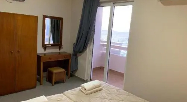 Flat 2 Bedrooms - Rhodes