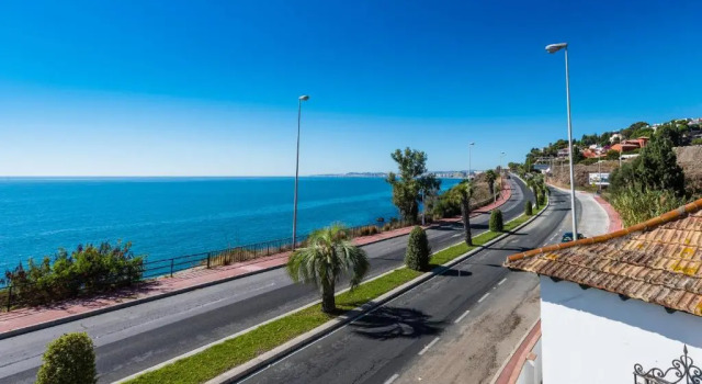 Atalaya Alta, Забронировать Вилла Коттеджи Бенальмадена, рядом с Playa de Arroyo Hondo, Коттедж