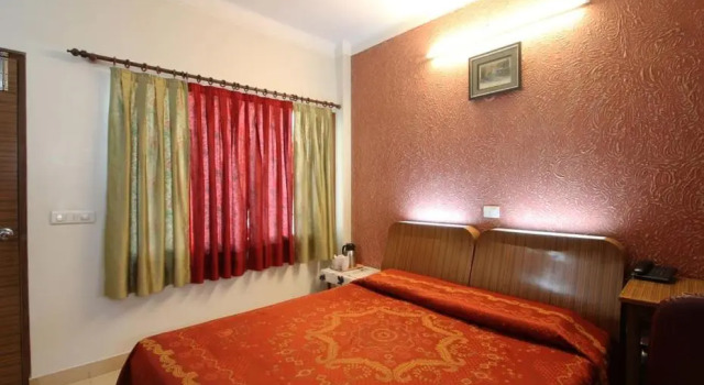 Nu Delhi Homestay, Забронировать Отель Отели Нью-Дели с завтраком, Завтраки