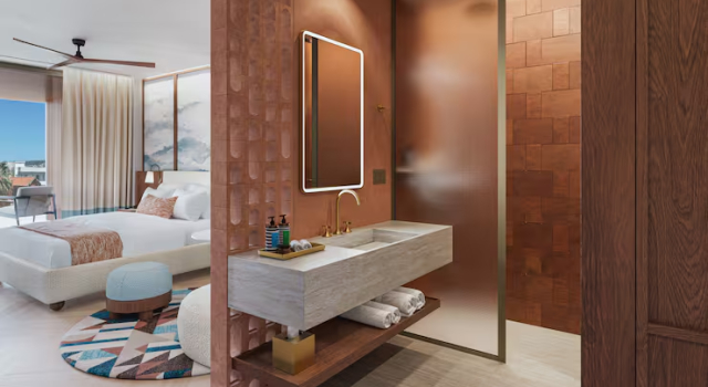 Двухместный номер с бассейном Superior Hilton Chania Old Town Resort & Spa