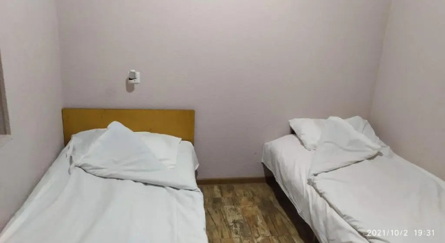 Verishen Guest House B&B, Book Bed and Breakfast Hoteller i Goris med parkering, Parkering