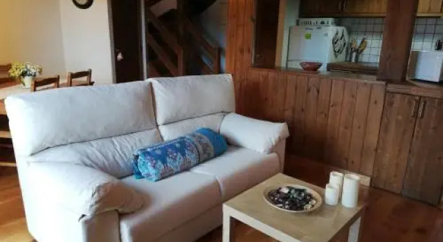 Coqueto Apartamento Dúplex en Roda de Isábena, Buchen Sie Ferienwohnung Isabena Spanien