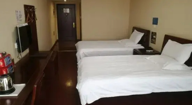 Puyuan Qihonglou Hotel, Book Hotel Hotels in Puyuan with Parking, Parking