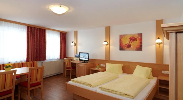 Семейный номер Standard Gästehaus am Graben