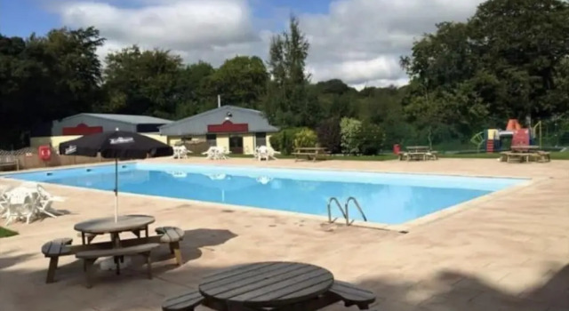 Inviting 2-bed Chalet in Caernarfon, Забронировать Шале Виллы Сноудония, Вилла