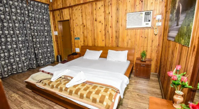 Двухместный номер Deluxe с красивым видом из окна Aranya Jungle Resorts
