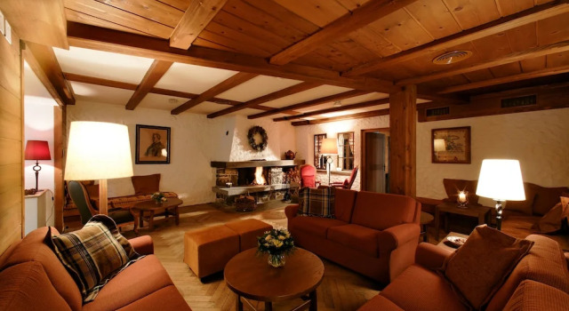 Hotel Alpenrose Wengen - a family affair, Забронировать Отель Отели Венген с завтраком, рядом с Горнолыжный подъемник Венген ЛВМ, Завтраки