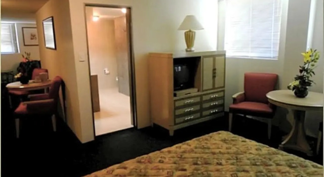 Четырёхместный номер Standard с красивым видом из окна Hotel San Francisco Irapuato Business Class