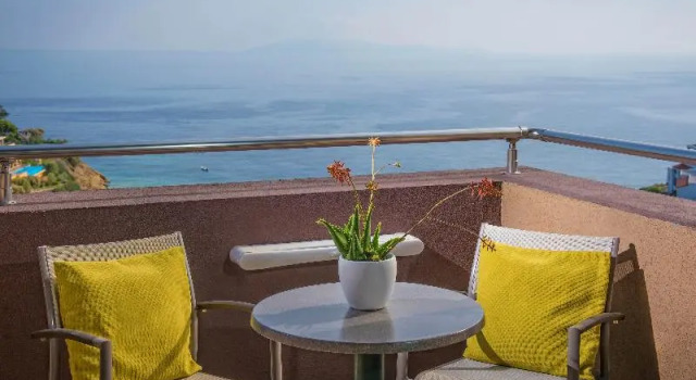 Двухместный номер Standard с балконом и с видом на море Blue Bay Resort Hotel