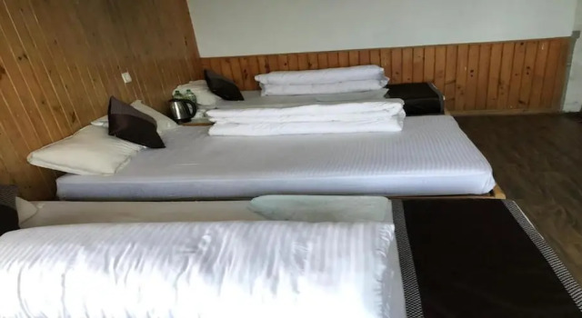 Трёхместный номер Standard Merostay 030  Nagarkot HillSide Village Resort