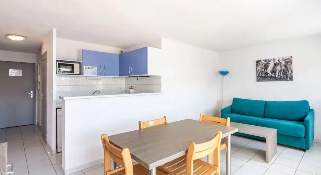 Кровать в общем номере Residhotel Mayflower