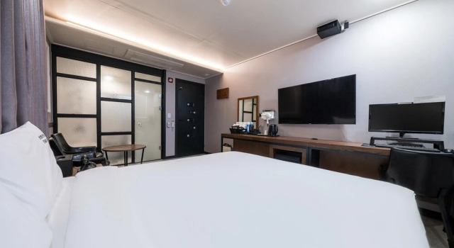 Jinju Hotel the V, Забронировать Отель Чинджу Кёнсан-Намдо